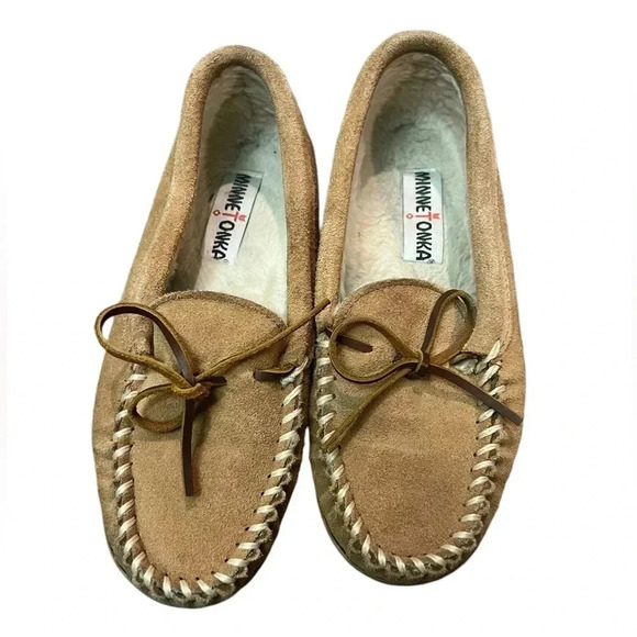 Minnetonka leather faux fur moccasin house slipper comfort size 7 women’s shoe - Picture 4 of 10